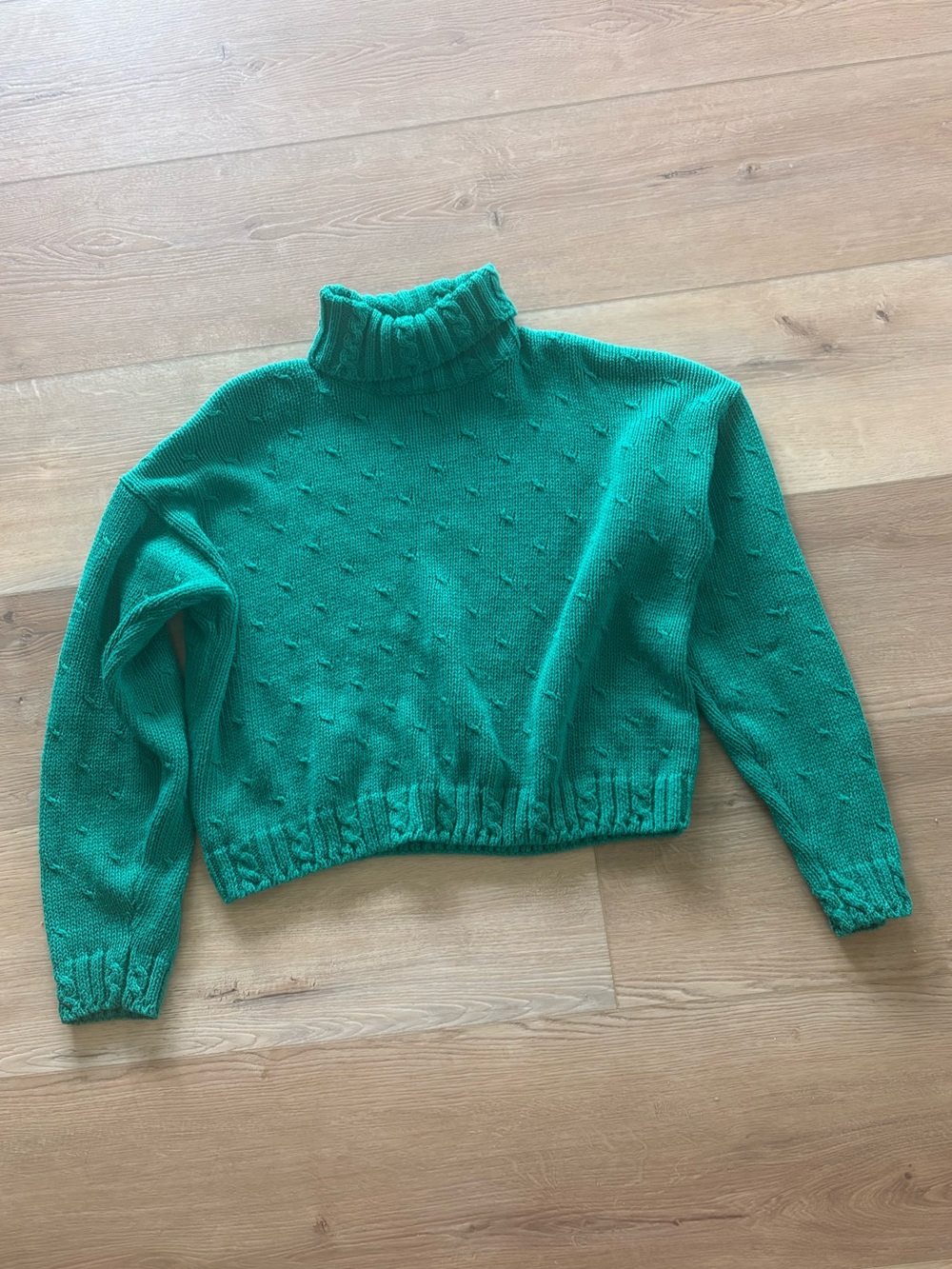 casual corner turtle neck sweater, large